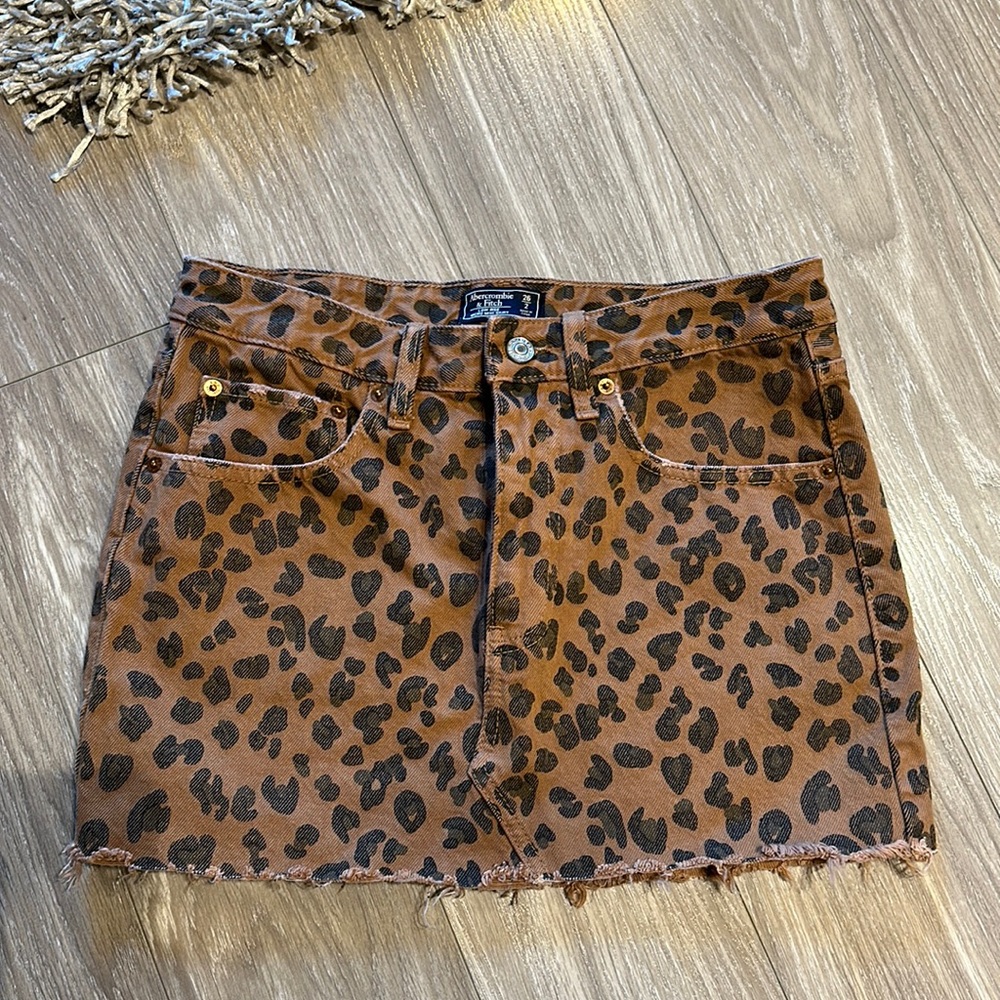 Abercrombie and fitch skirt